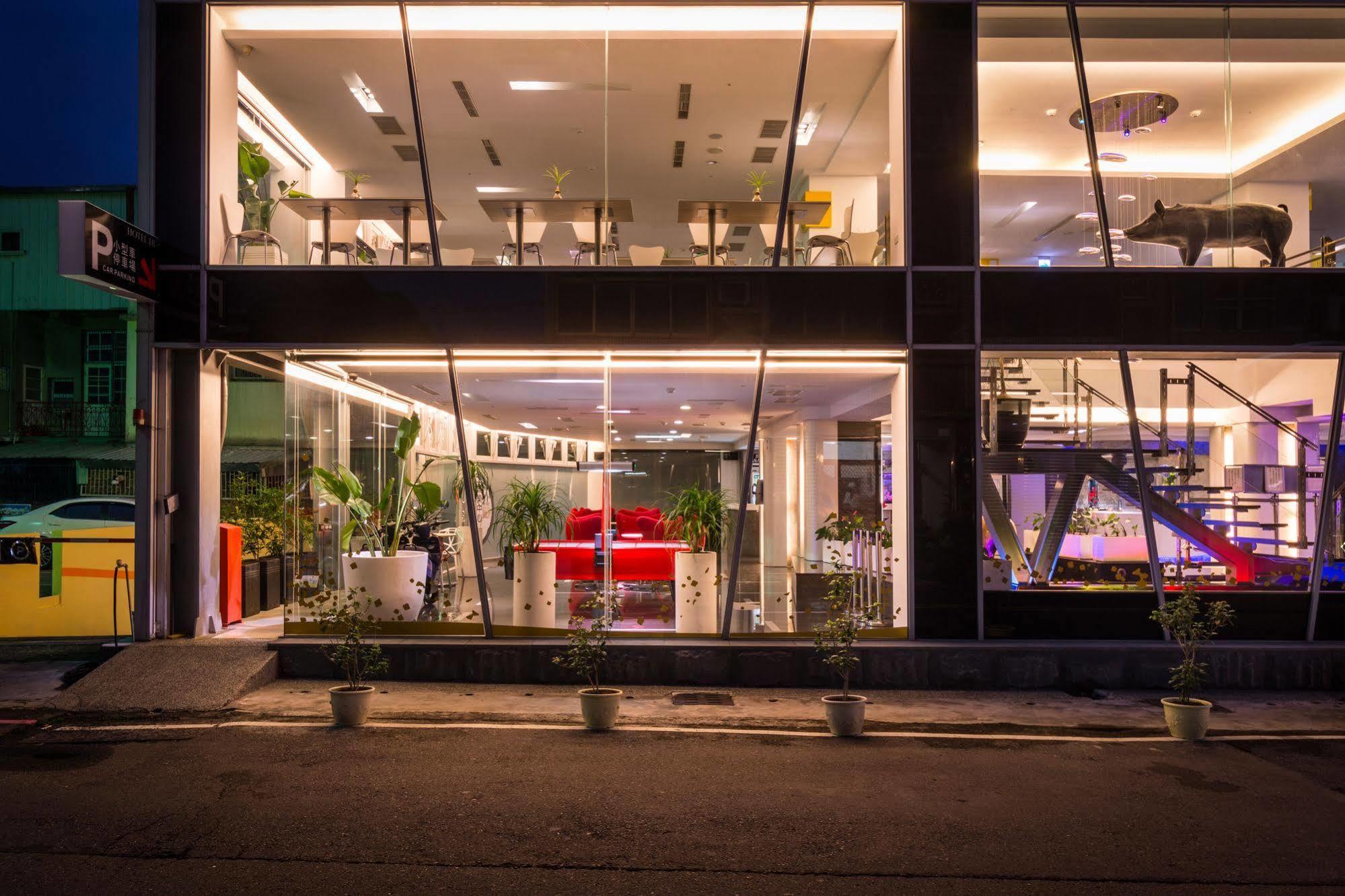 HOTEL HI - Xinmin Chiayi Exterior foto